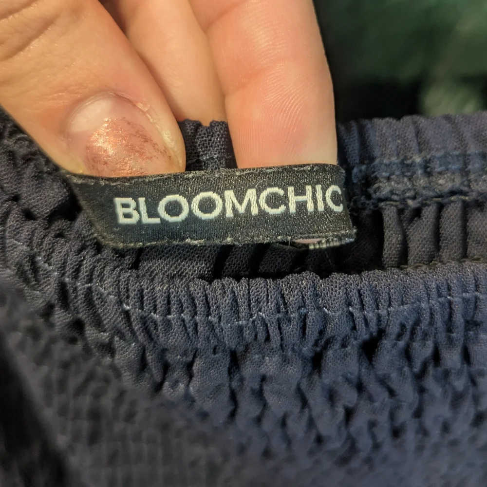 Bloomchic Elegant Navy Long Sleeve Dress - Picture 4 of 4